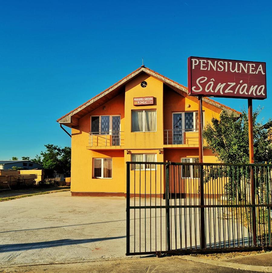 Pensiunea Sanziana Hotel Oradea Ngoại thất bức ảnh