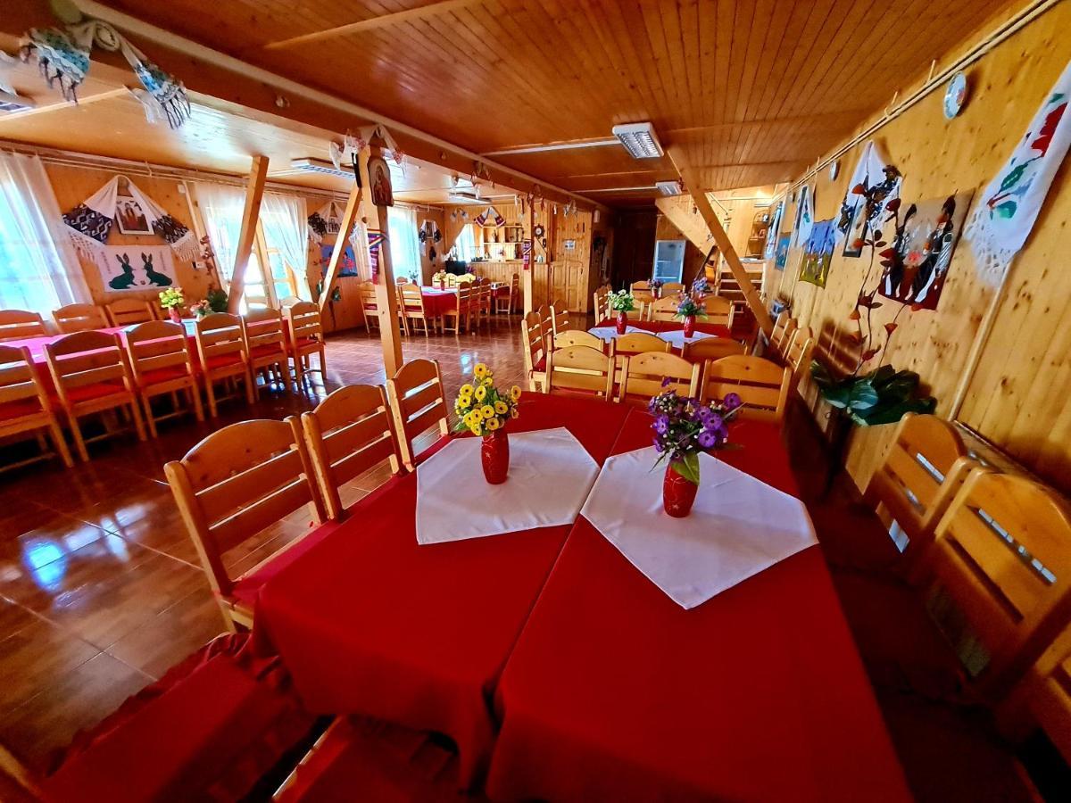 Pensiunea Sanziana Hotel Oradea Ngoại thất bức ảnh