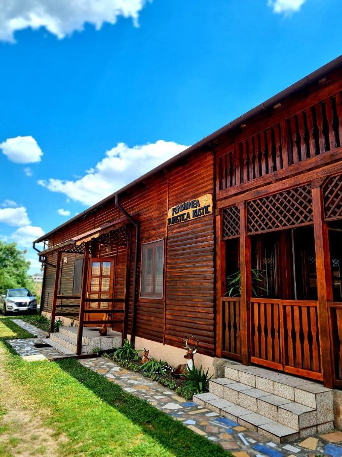 Pensiunea Sanziana Hotel Oradea Ngoại thất bức ảnh